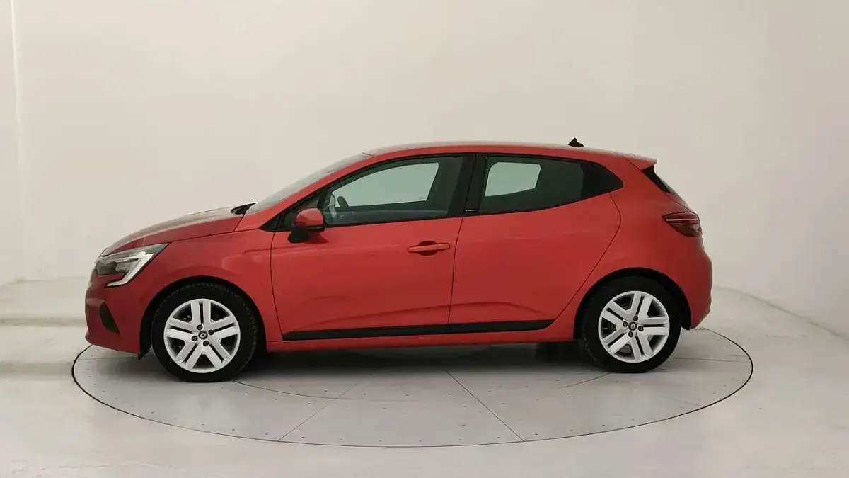 Usata Renault Clio Business 140 CV (102 kW) 2021 Rosso Utilitaria