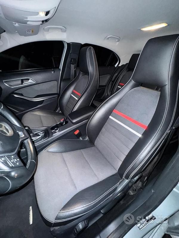Usata Mercedes A180 2015 Grigio Berlina