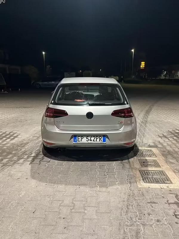 Usata VW Golf VII 140 CV (102 kW) 2013 Berlina