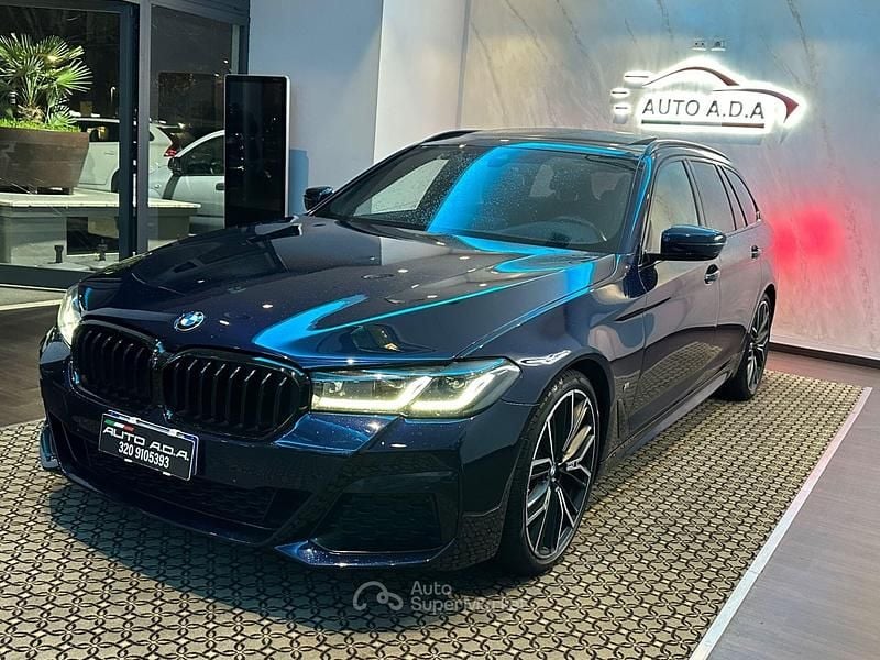 Usata BMW 540 M Sport 333 CV (244 kW) 2021 Blu/azzurro Station wagon