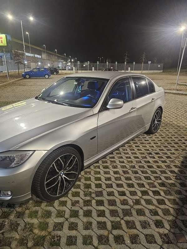 Usata BMW 320 177 CV (130 kW) 2009 Berlina