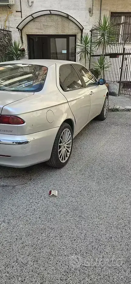 Usata Alfa Romeo 156 110 CV (80 kW) 1999 Berlina