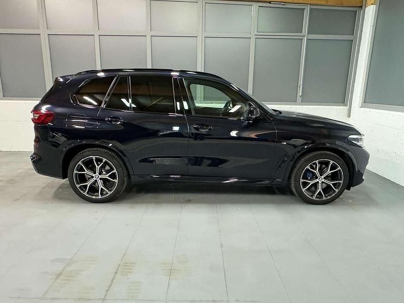 Usata BMW X5 286 CV (210 kW) 2023 Nero carbon metallic SUV
