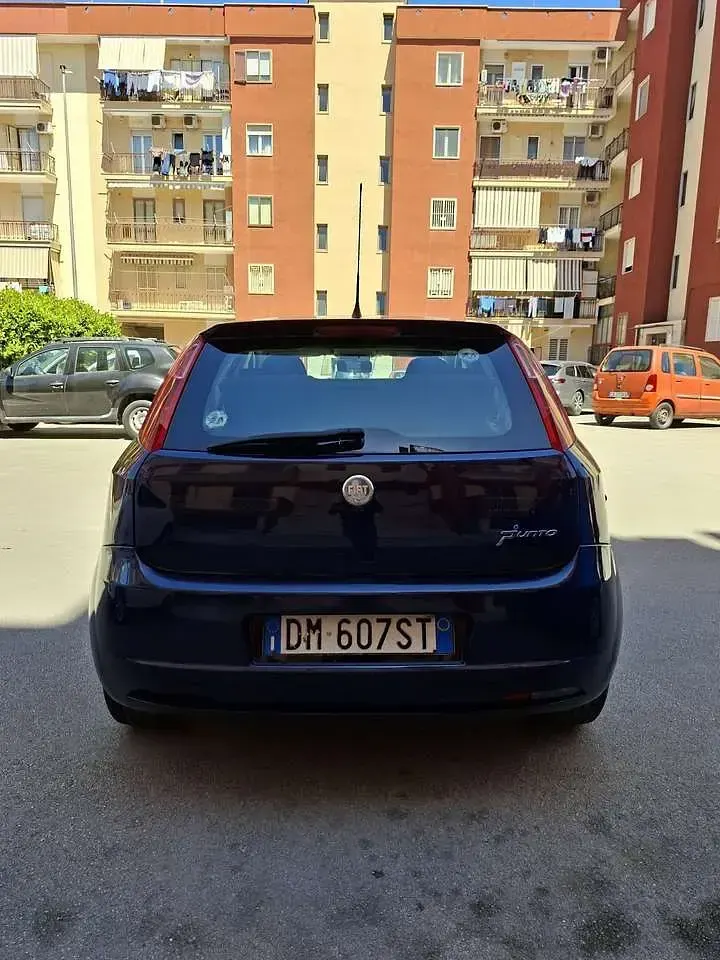 Usata Fiat Grande Punto Dynamic 75 CV (55 kW) 2008 Other Utilitaria