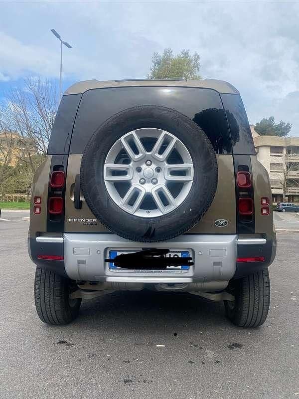 Usata Land Rover Defender 241 CV (177 kW) 2021 SUV