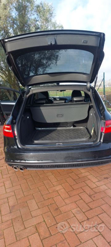 Nero Usata 2015 Audi A4 S-Line Station wagon | 16.000 € (Cara) - Immagine 1/4