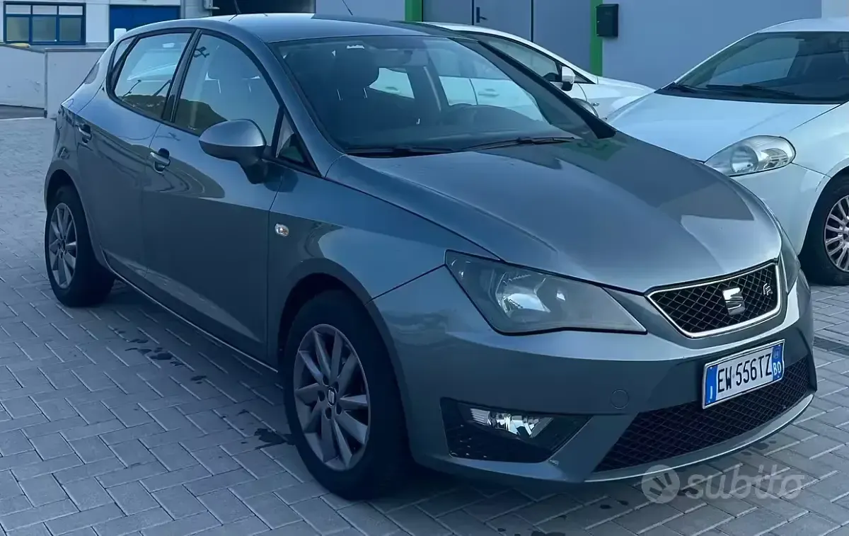 Usata Seat Ibiza FR 105 CV (77 kW) 2014 Grigio Berlina