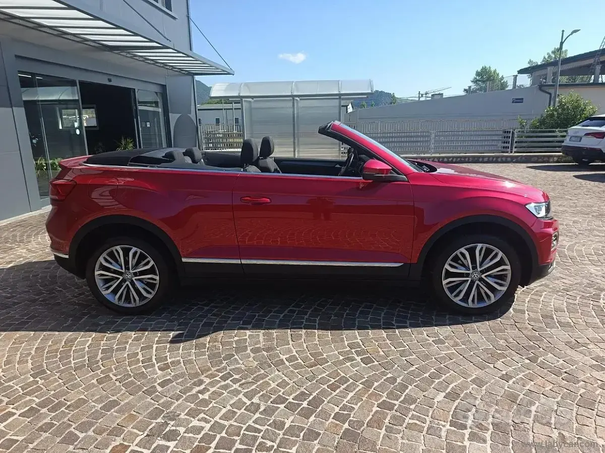 Usata VW T-Roc Cabriolet Style 150 CV (110 kW) 2020 Rosso Cabrio