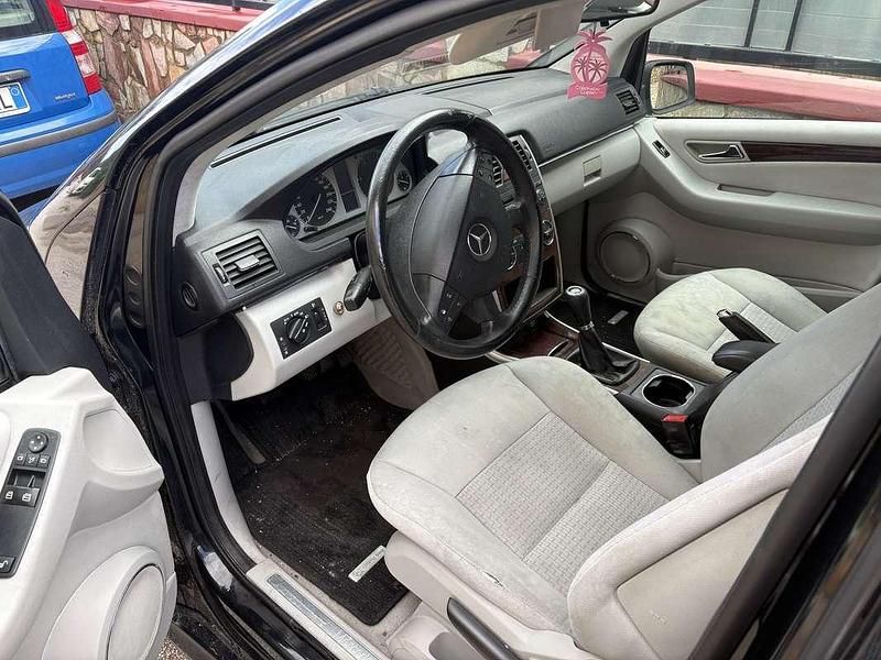 Usata Mercedes B200 Chrome 140 CV (102 kW) 2008 Monovolume
