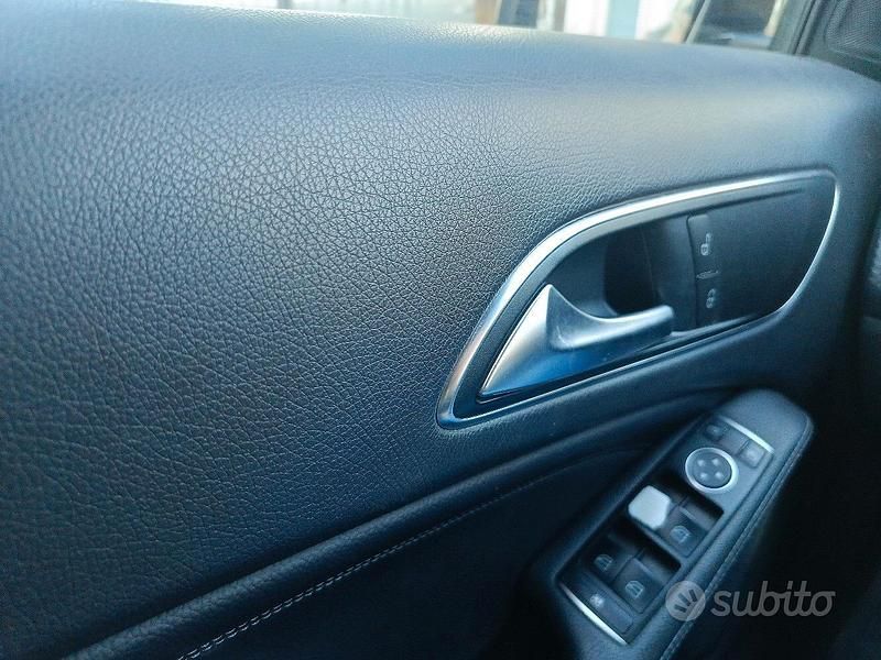 Usata Mercedes A180 2015 Nero Utilitaria