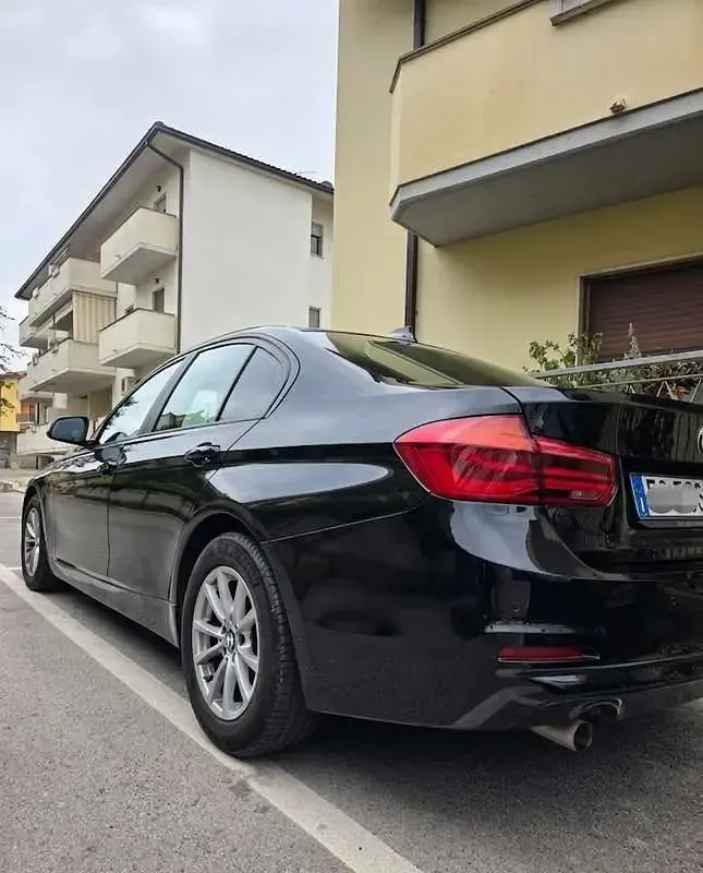 Usata BMW 318 Advantage 150 CV (110 kW) 2016 Berlina
