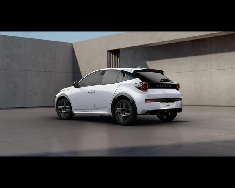 Nuova Lancia Ypsilon 99 CV (72 kW) 2025 Bianco Utilitaria