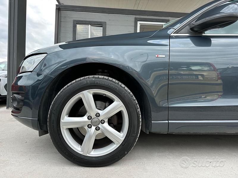 Usata Audi Q5 S-Line 170 CV (125 kW) 2011 Grigio SUV