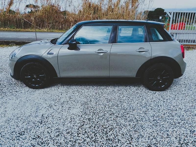 Usata Mini Cooper 116 CV (85 kW) 2019 Utilitaria