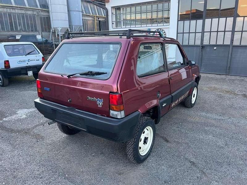 Usata Fiat Panda 4x4 50 CV (36 kW) 1991 Rosso Utilitaria