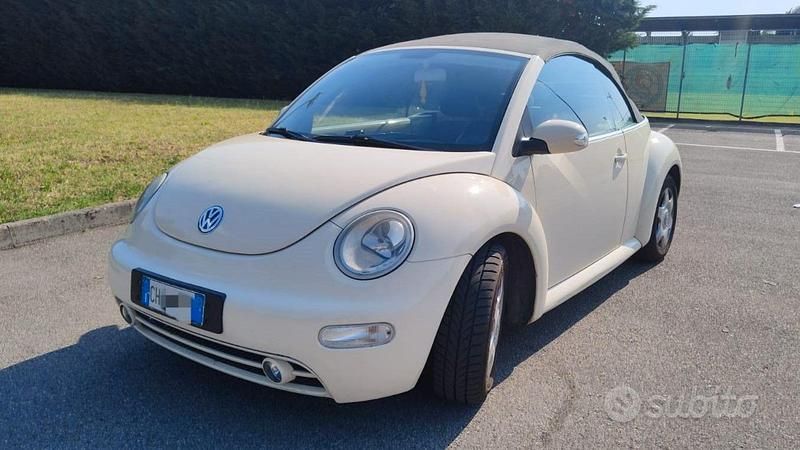 Usata VW New Beetle 75 CV (55 kW) 2003 Utilitaria