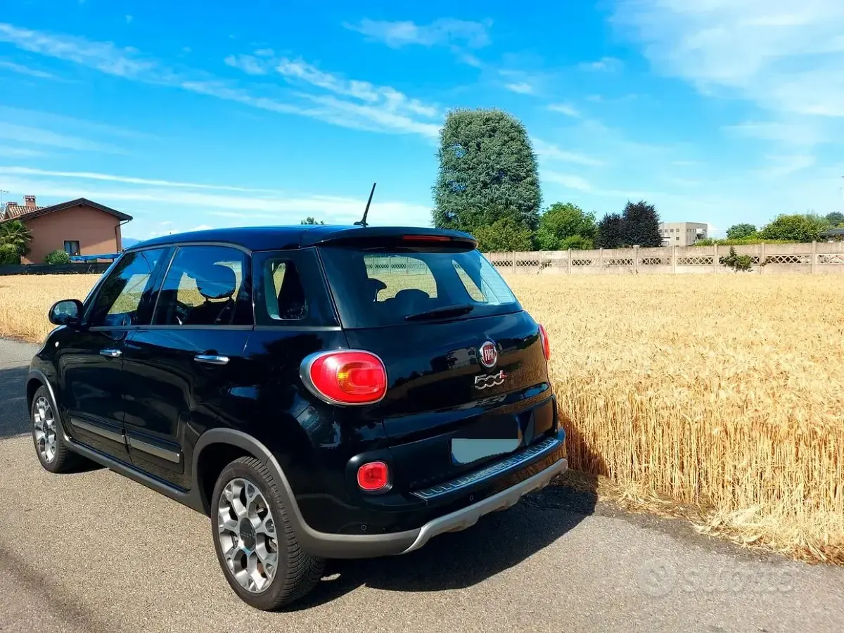 Usata Fiat 500L Trekking 120 CV (88 kW) 2017 Nero Monovolume