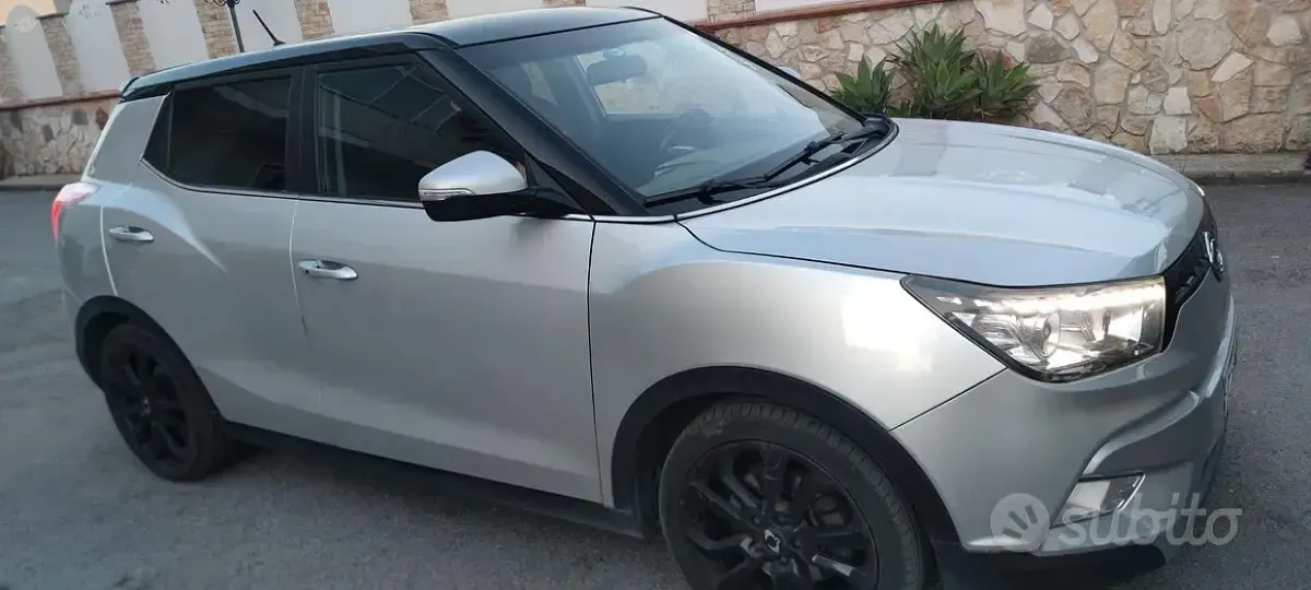 Usata SsangYong Tivoli 128 CV (94 kW) 2015 SUV