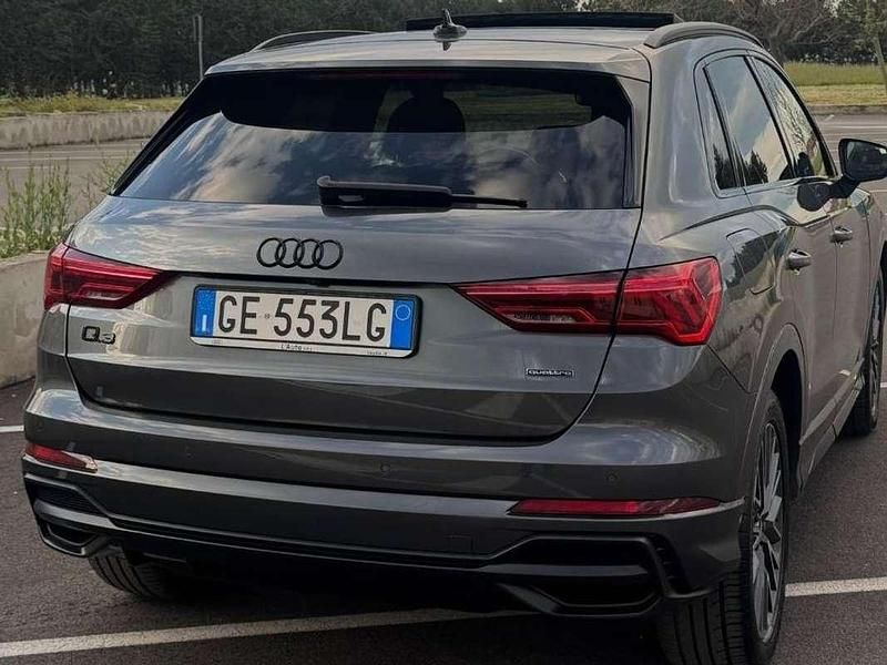 Usata Audi Q3 Ambiente 200 CV (147 kW) 2021 Grigio SUV