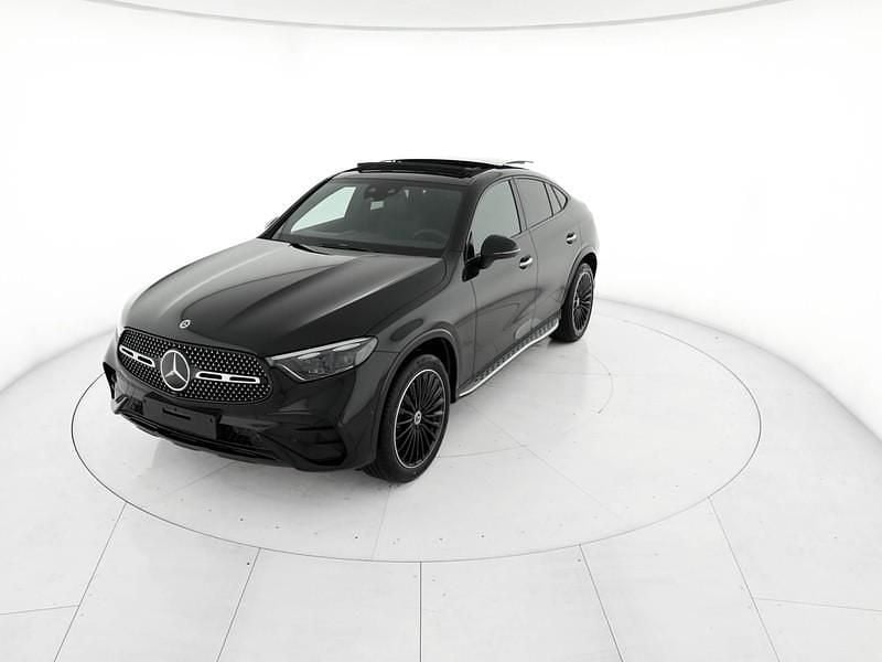 Nuova Mercedes GLC220 Advanced 197 CV (144 kW) 2026 Nero Coupé