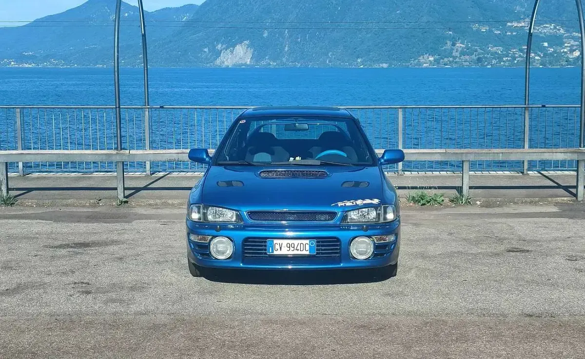 Usata Subaru Impreza 211 CV (155 kW) 1998 Blu/azzurro Berlina