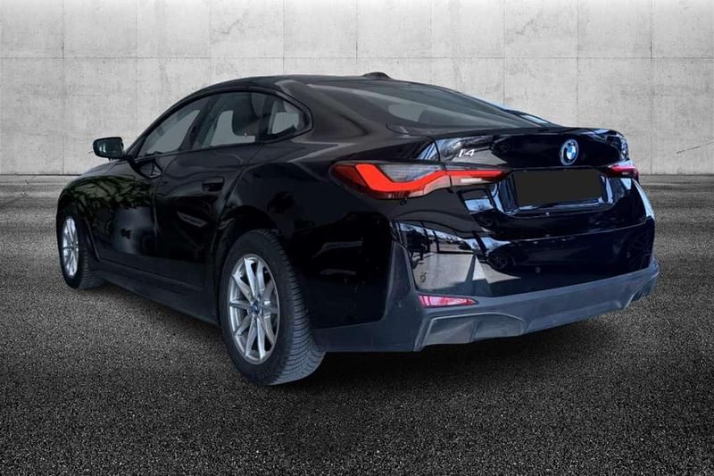 Usado BMW i4 Sport Line 105 kW (143 CV) 2023 Negro Berlina
