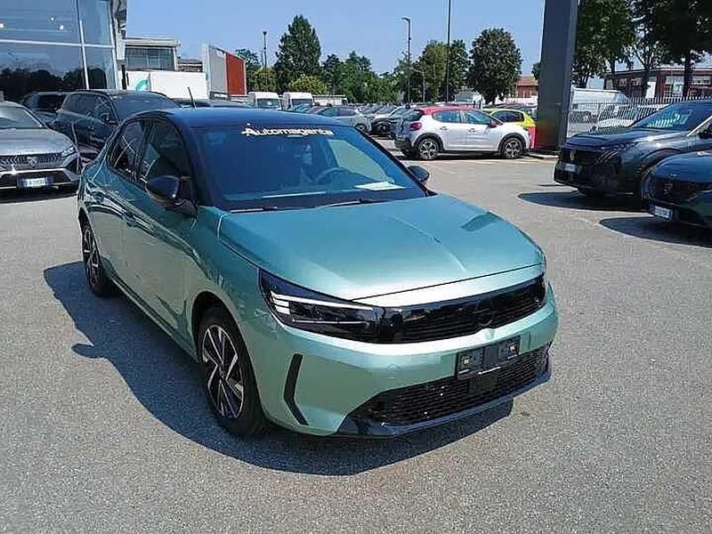 Usata Opel Corsa 101 CV (74 kW) 2025 Utilitaria
