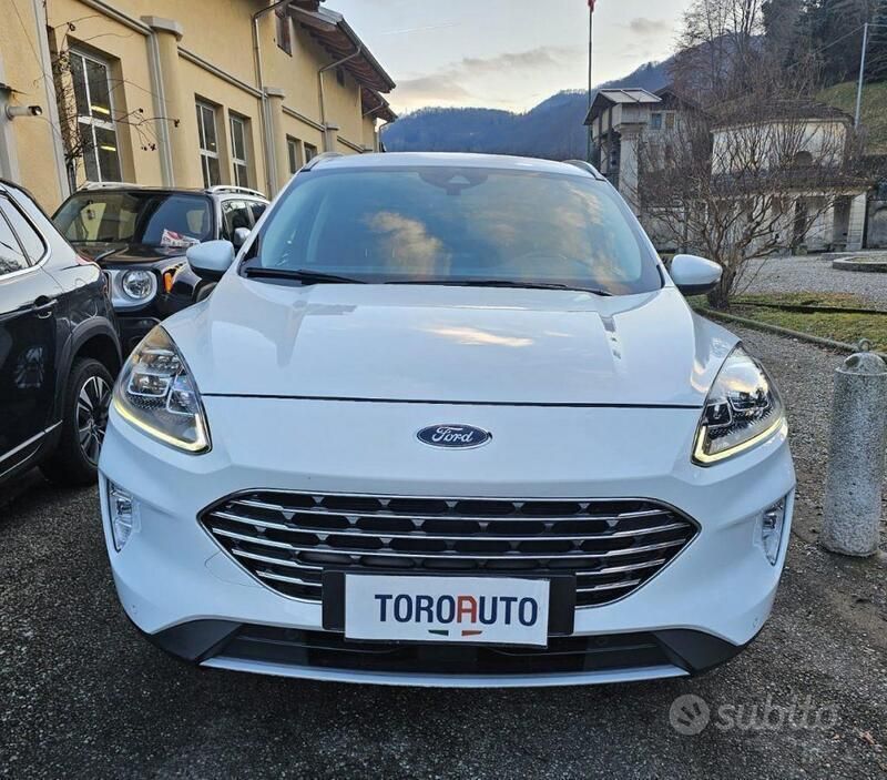 Usata Ford Kuga Business Edition 150 CV (110 kW) 2021 Bianco SUV
