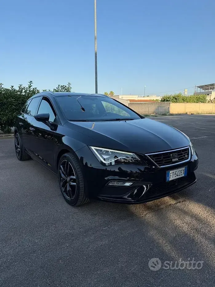 Usata Seat Leon FR 115 CV (84 kW) 2018 Nero Station wagon