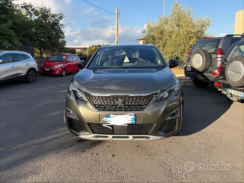 Usata Peugeot 5008 GT-line 131 CV (96 kW) 2020 Grigio Monovolume