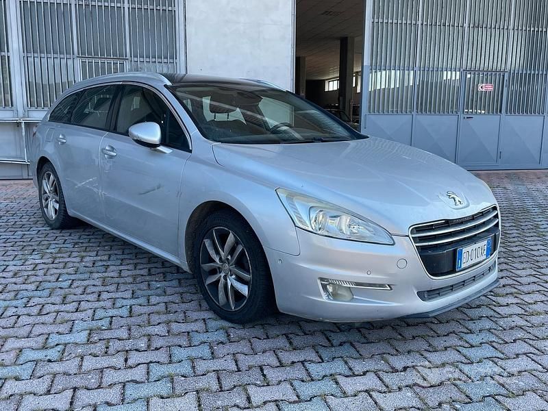 Grigio Usata 2011 Peugeot 508 Station wagon | 1700 € (Super prezzo) - Immagine 1/4