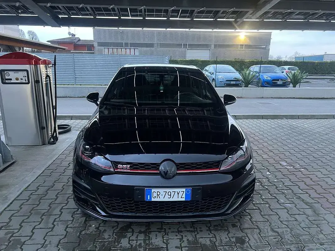 Usata VW Golf VII GTI 245 CV (180 kW) 2018 Berlina