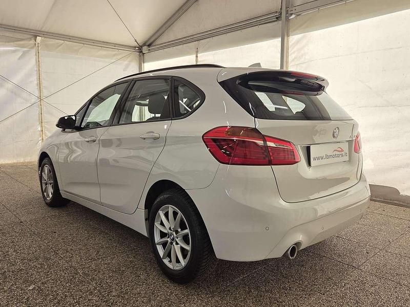 Usata BMW 216 Active Tourer Advantage 116 CV (85 kW) 2018 Bianco Monovolume