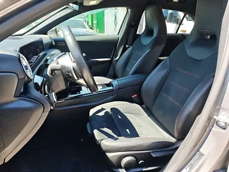 Usata Mercedes A250 Advanced Plus 218 CV (160 kW) 2025 Grigio Utilitaria