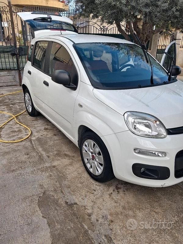 Usata Fiat Panda 95 CV (69 kW) 2016 Bianco Utilitaria