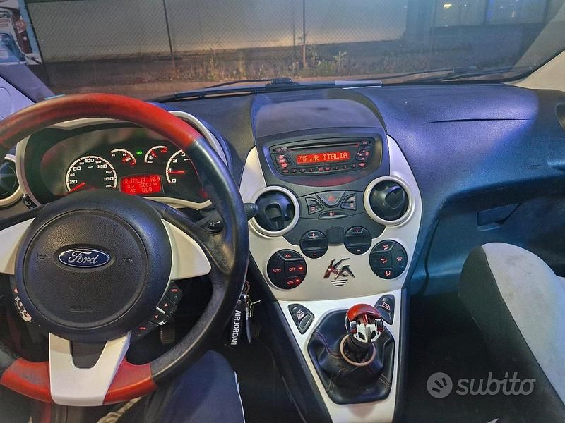 Usata Ford Ka 69 CV (50 kW) 2010 Rosso Utilitaria