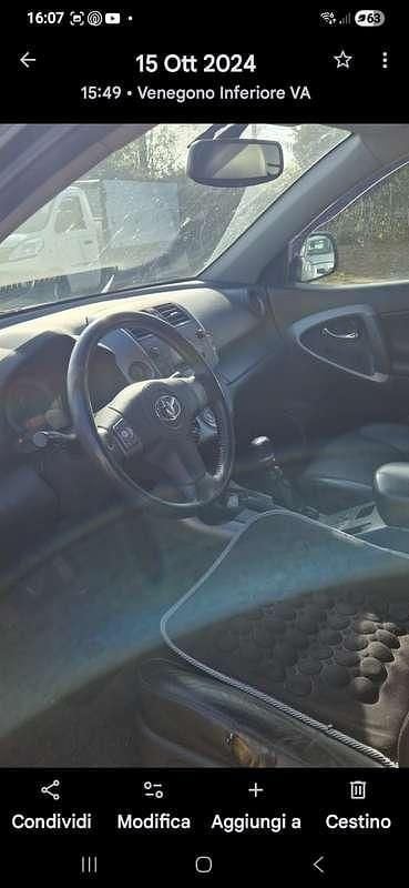 Usata Toyota RAV4 Luxury 177 CV (130 kW) 2008 SUV