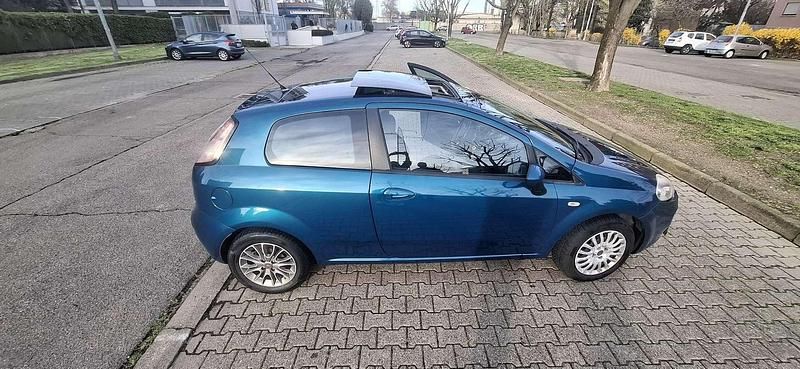 Usata Fiat Punto Active 60 CV (44 kW) 2012 Utilitaria