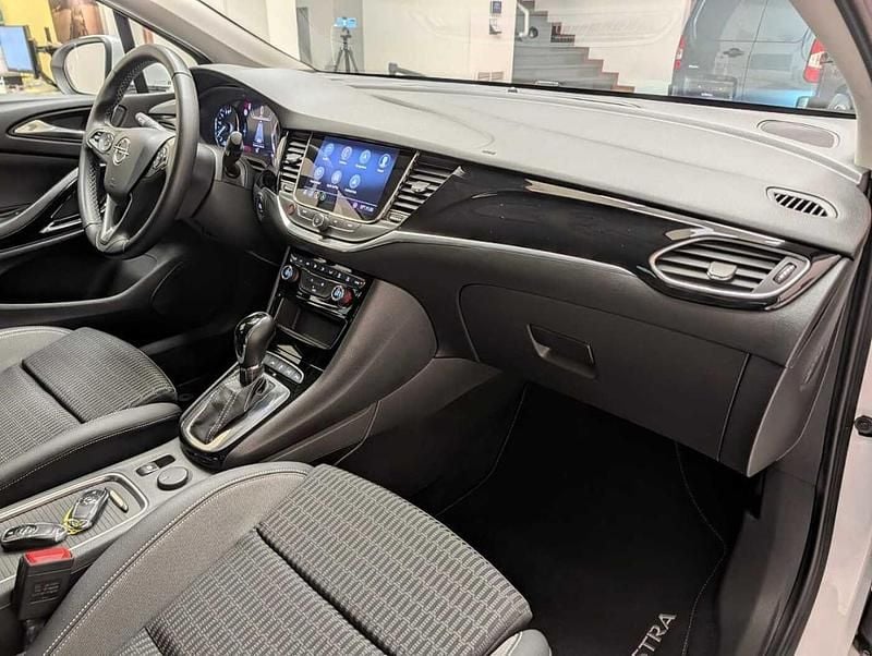 Usata Opel Astra Ultimate 122 CV (89 kW) 2020 Bianco Berlina