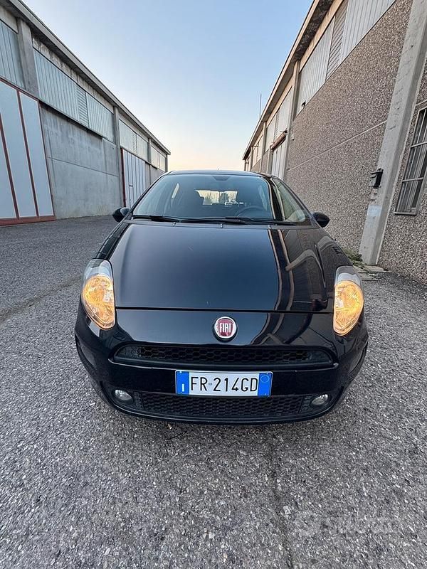 Usata Fiat Grande Punto 85 CV (62 kW) 2018 Utilitaria