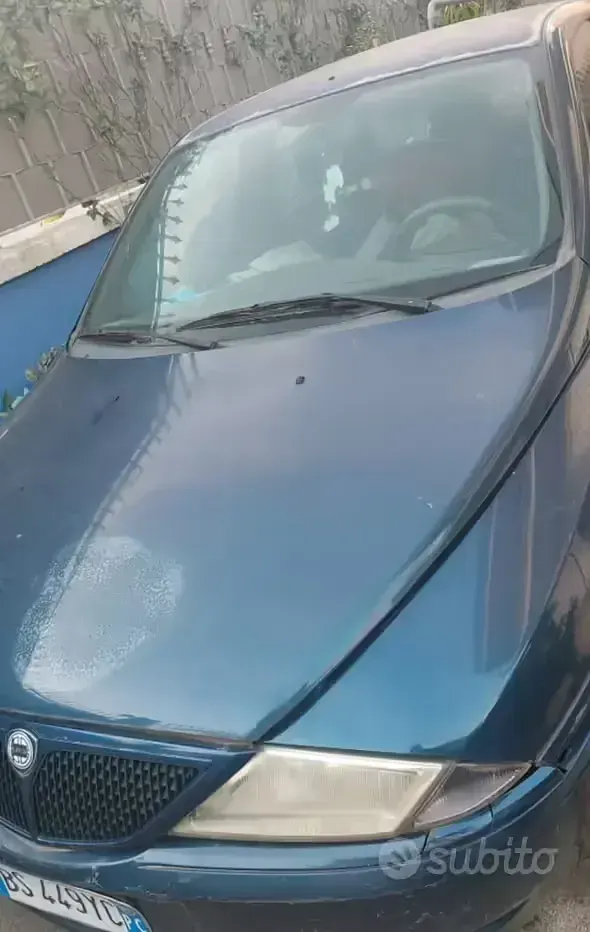 Usata Lancia Ypsilon 54 CV (39 kW) 2002 Blu Utilitaria