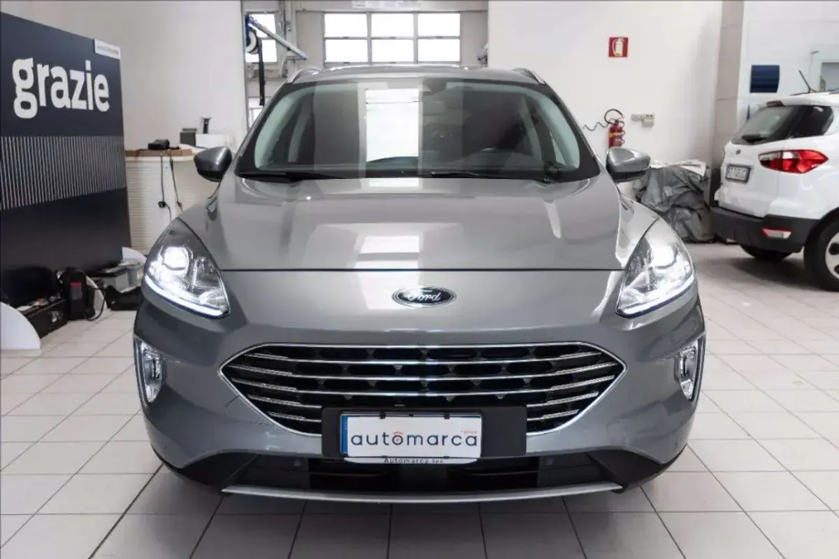 Usata Ford Kuga Titanium X 120 CV (88 kW) 2020 Grigio metallizzato SUV