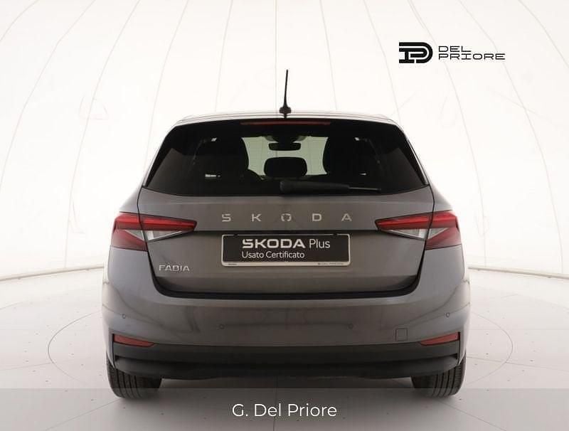 Usata Skoda Fabia 95 CV (69 kW) 2025 Grigio Utilitaria