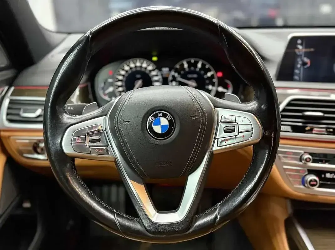Usata BMW 730 Luxury Line 265 CV (194 kW) 2016 Bianco Berlina