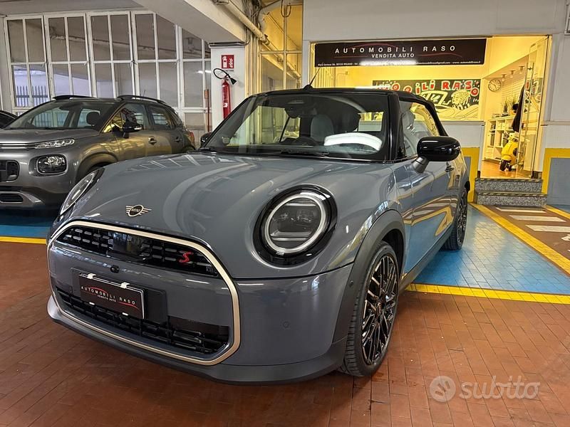 Blu Usata 2025 Mini Cooper Favoured Utilitaria | 36.500 € (Buon prezzo) - Immagine 1/4