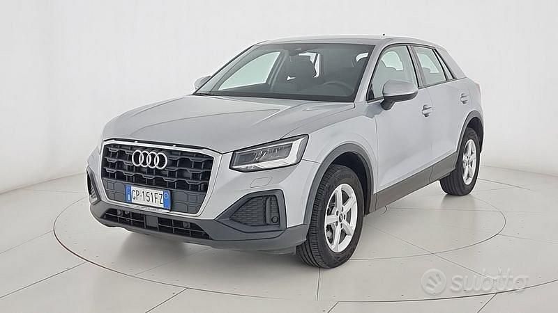Grigio Usata 2023 Audi Q2 Business SUV | 27.900 € (Buon prezzo) - Immagine 1/4