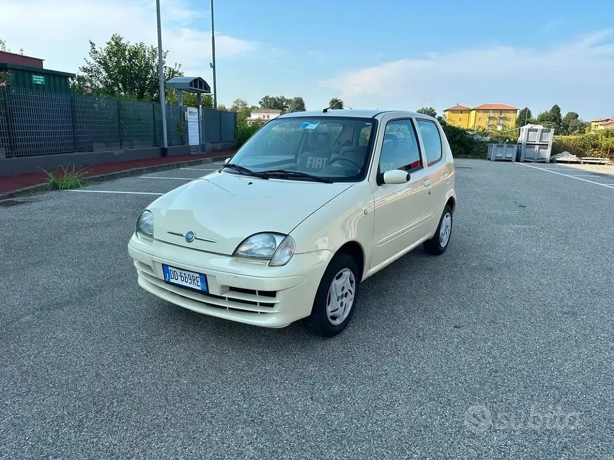 Usata Fiat 600 Anniversary 54 CV (39 kW) 2006 Beige Utilitaria