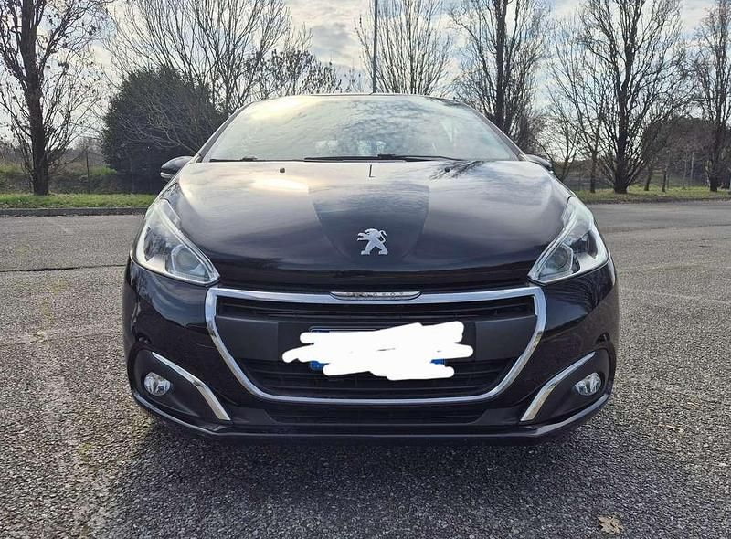 Usata Peugeot 208 Active 82 CV (60 kW) 2015 Utilitaria