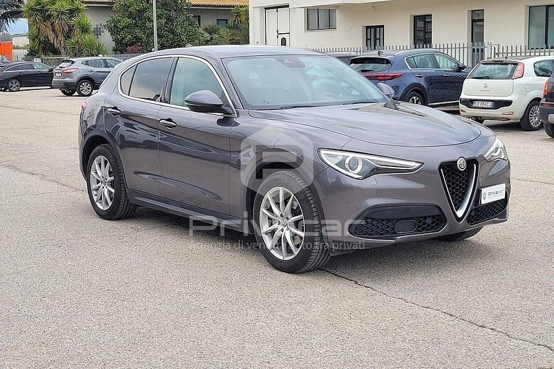 Usata Alfa Romeo Stelvio Executive 201 CV (147 kW) 2021 Grigio SUV