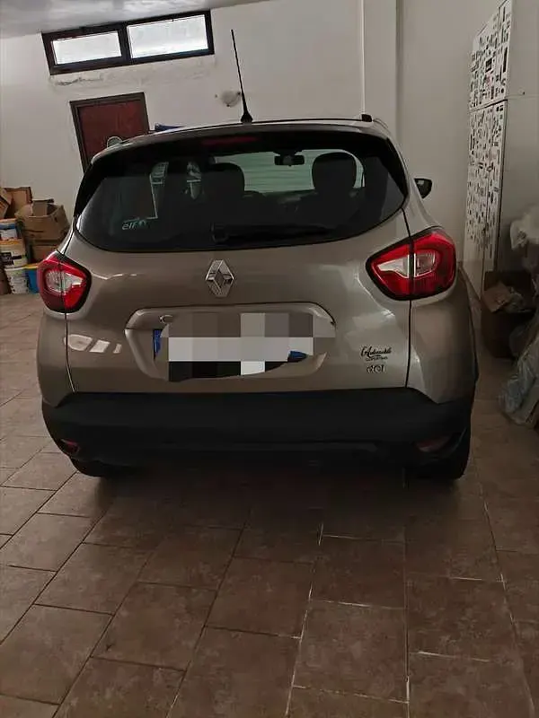 Usata Renault Captur 90 CV (66 kW) 2016 SUV